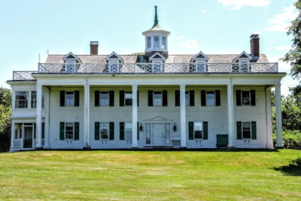 An Eerie Night at the Emery Estate Weymouth, Massachusetts Spooky Southcoast