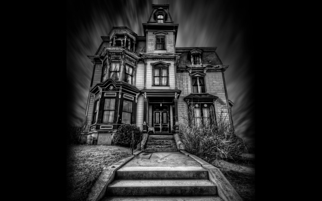 A Spooktacular Night at the S.K. Pierce Mansion – Gardner, Massachusetts